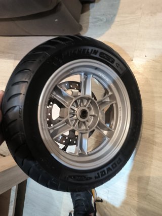 Rueda Trasera Suzuki Burgman 125/200