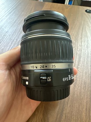 Canon EF-S 18-55mm f/3.5-5.6 II USM