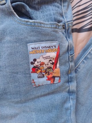 Pantalón vaquero Mickey Desigual Talla 42
