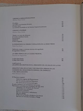 Las artes decorativas en el urbanismo español Tapa
