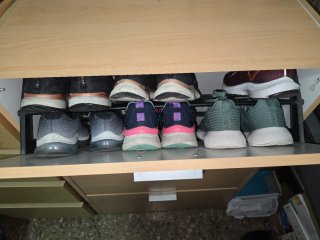 Zapatero de madera