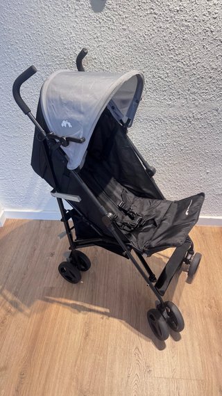 Carrito bebé Bebeconfort gris y negro