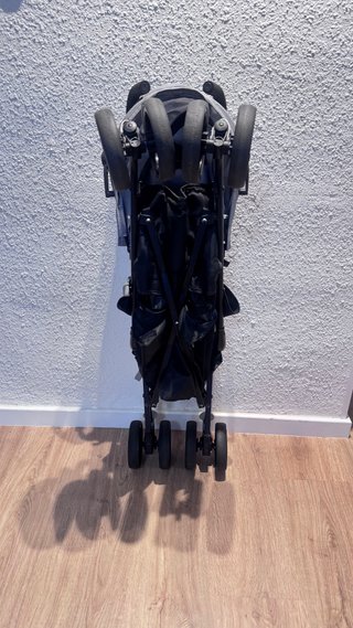 Carrito bebé Bebeconfort gris y negro