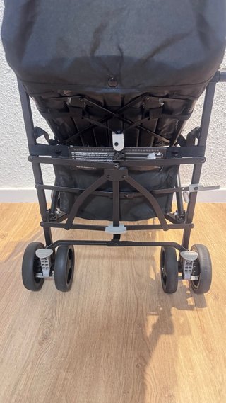 Carrito bebé Bebeconfort gris y negro