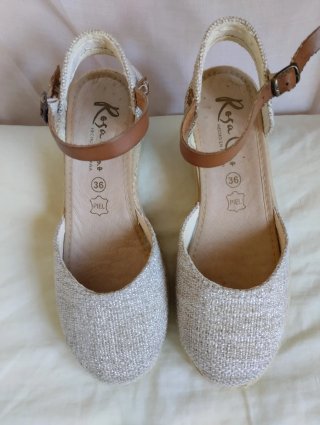 Alpargatas cuña Rosa Cano Beige/Oro