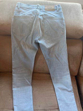 Pantalón vaquero chico azul claro talla 36