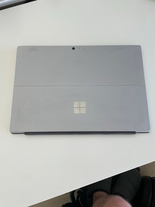 Microsoft Surface Pro 5