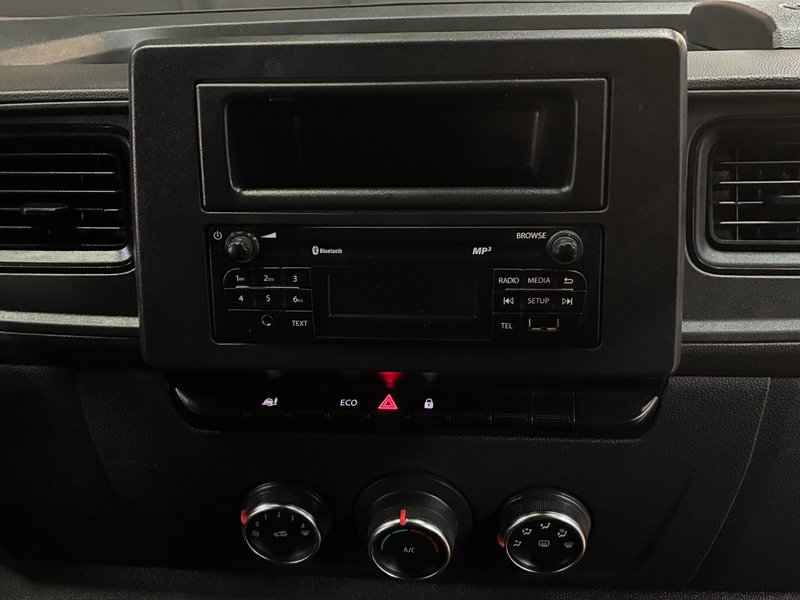 Renault Master 2022, foto 19
