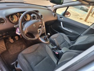 Peugeot 308 2012