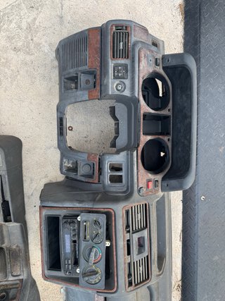Salpicadero Mitsubishi Montero V20 Completo