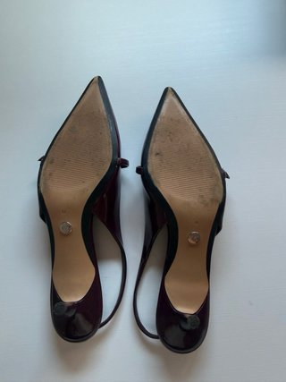 Sandalias tacón Zara moradas talla 38