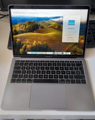 MacBook Air 13" 2019 8GB Gris Espacial