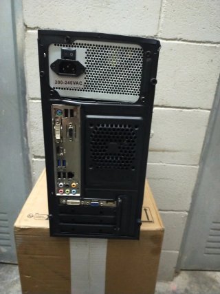 Torre CPU sin disco duro
