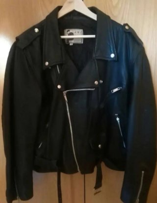 Chaqueta de cuero Ami