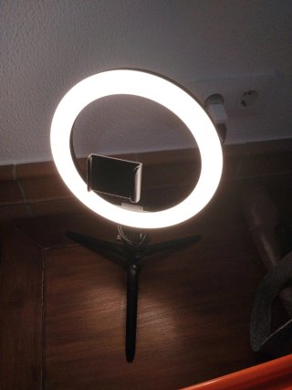 Aro de luz LED con trípode y cargador