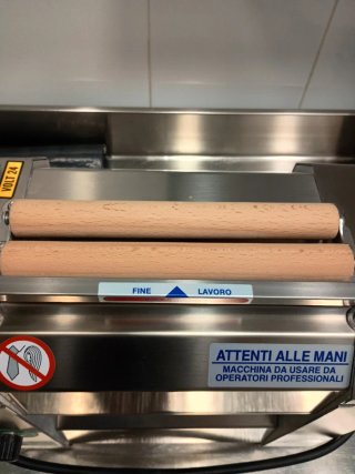 Laminadora de Pasta Fresca Profesional