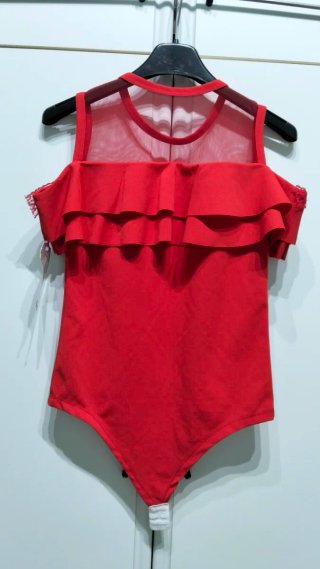 Body elegante rosso con volant