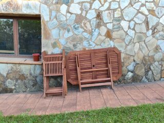 Mesa y 3 Sillas de Jardín Acacia