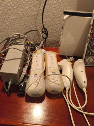 Consola Nintendo Wii Blanca + Accesorios y juegos