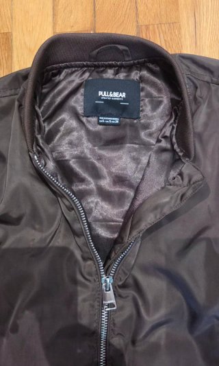 Bomber Pull&Bear marrón mujer