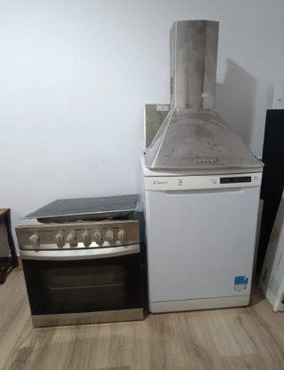Lavavajillas, Horno, Vitrocerámica y Campana
