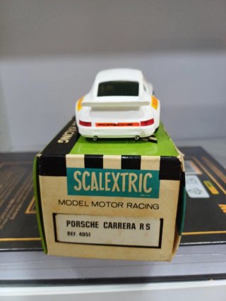 Coche Scalextric Porsche Carrera RS con Caja