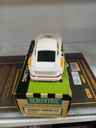 Coche Scalextric Porsche Carrera RS con Caja