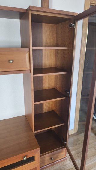 Mueble de salón madera y cristal precio negociable
