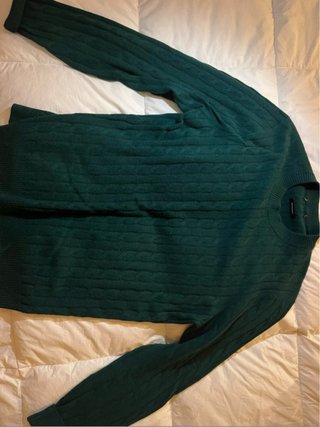 Jersey verde de punto trenzado