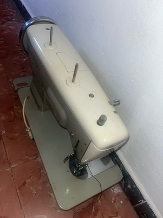 Máquina de coser Wertheim
