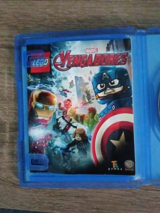 LEGO Vengadores PS4 Físico