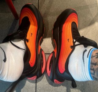 Nike Air Max Zapatillas Naranja y Negro