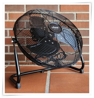 VENTILADOR DE SUELO. UFESA