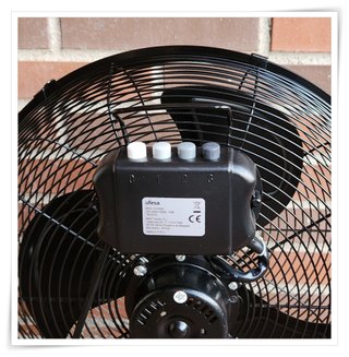 VENTILADOR DE SUELO. UFESA