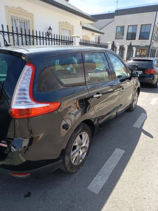 Renault Grand Scenic 2011