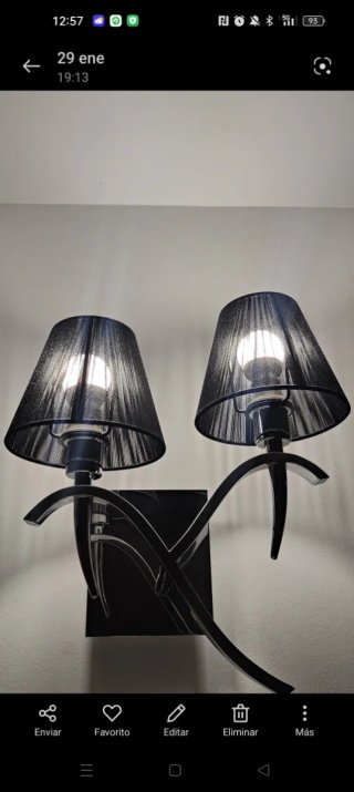 Lámpara de pared doble negra