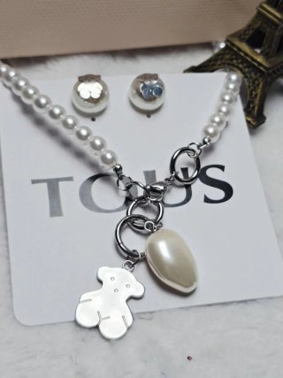 Conjunto Tous Collar y Pendientes Oso Dorado