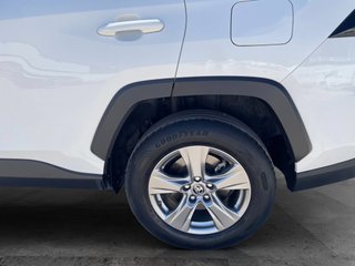 RAV4 2.5l 220H Business