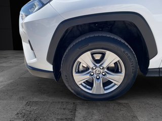RAV4 2.5l 220H Business