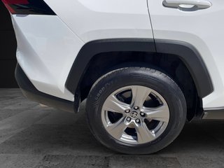 RAV4 2.5l 220H Business