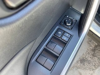 RAV4 2.5l 220H Business