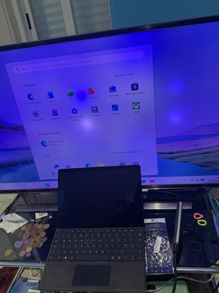 Surface Pro 8 i7/256GB/16GB Pantalla Rota