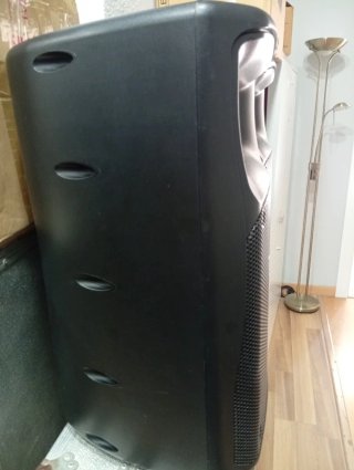 Altavoces EV ZX4 Negros