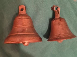 Juego 2 campanitas antiguas