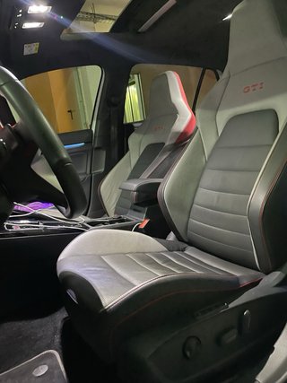 Volkswagen Golf 2025