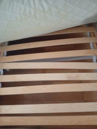 Cama infantil extensible gris claro Ikea