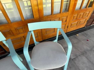 Conjunto de 2 sillas restauradas