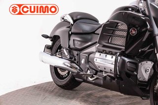 HONDA GL 1800 GOLDWING