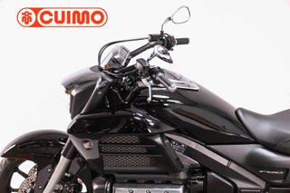 HONDA GL 1800 GOLDWING