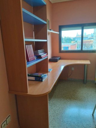 Se alquila habitación en Valencia